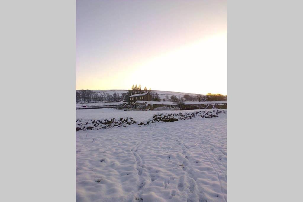 Stones Cottage Farm, Nr Haworth, Family Friendly, Work Friendly, Gaming Barn, Crafting, Free Wifi, Free Parking, Ev Point Oxenhope Zewnętrze zdjęcie